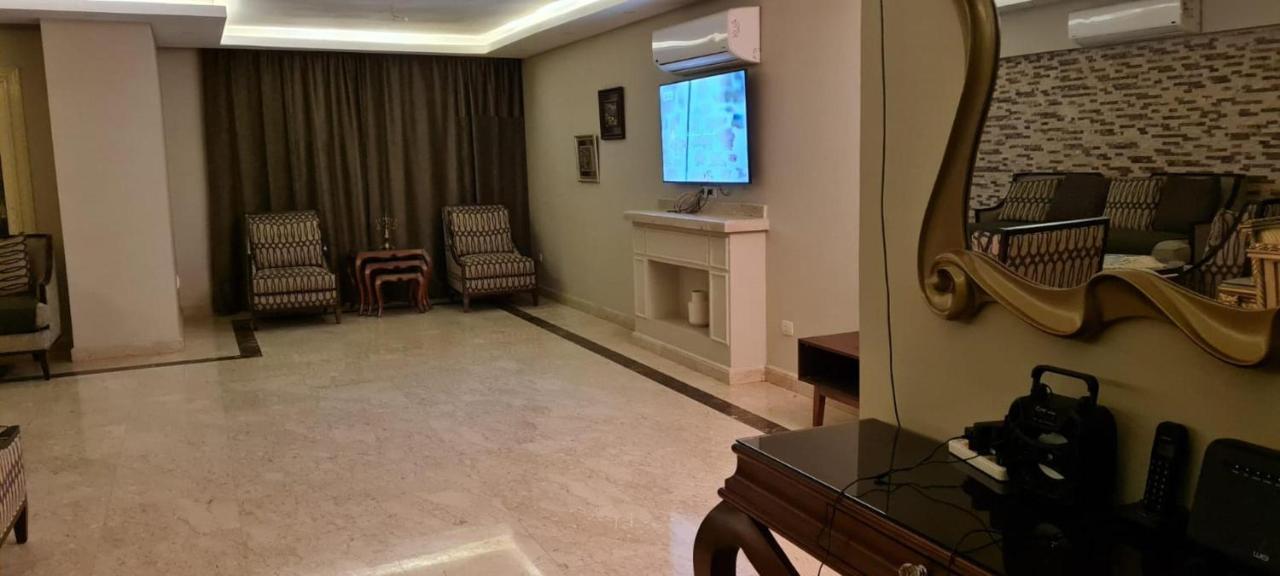 Spacious Executive Luxury Apartment With Balcony Cairo Ngoại thất bức ảnh